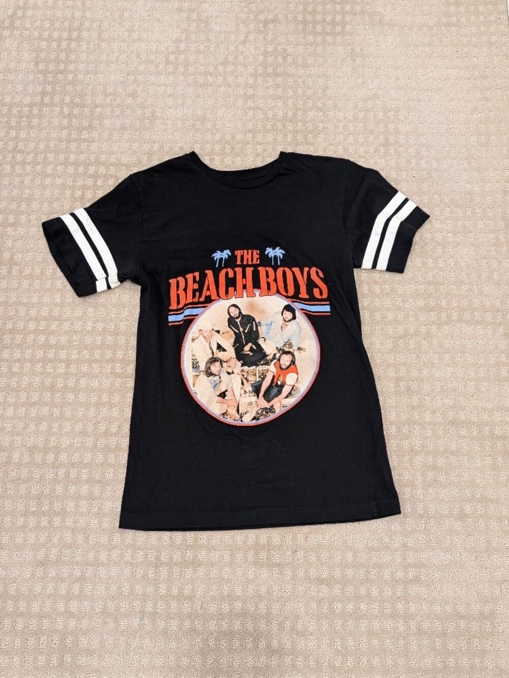 Vintage "Beach Boys" Preppy Tee - Women's sz M
